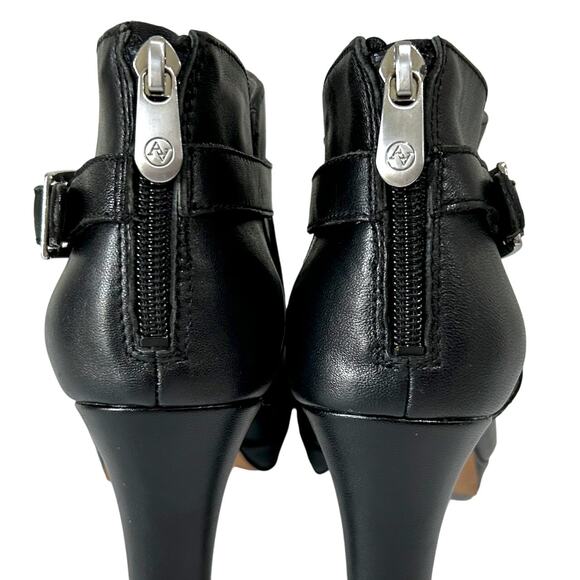 ADRIENNE VITTADINI Leather 9M Sexy Buckle Ankle Boots Black 4" Heel Zipper - Picture 7 of 8